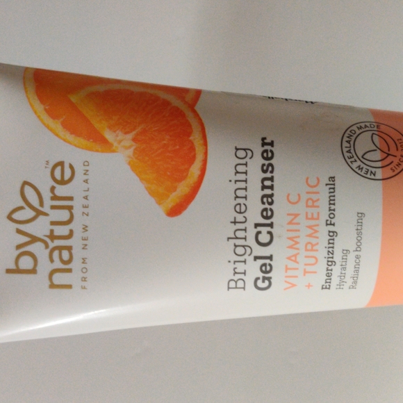 π by Nature π Brightening Gel Cleanser Hydrating Vitamin C New Zealand NEW π - Picture 2 of 3
